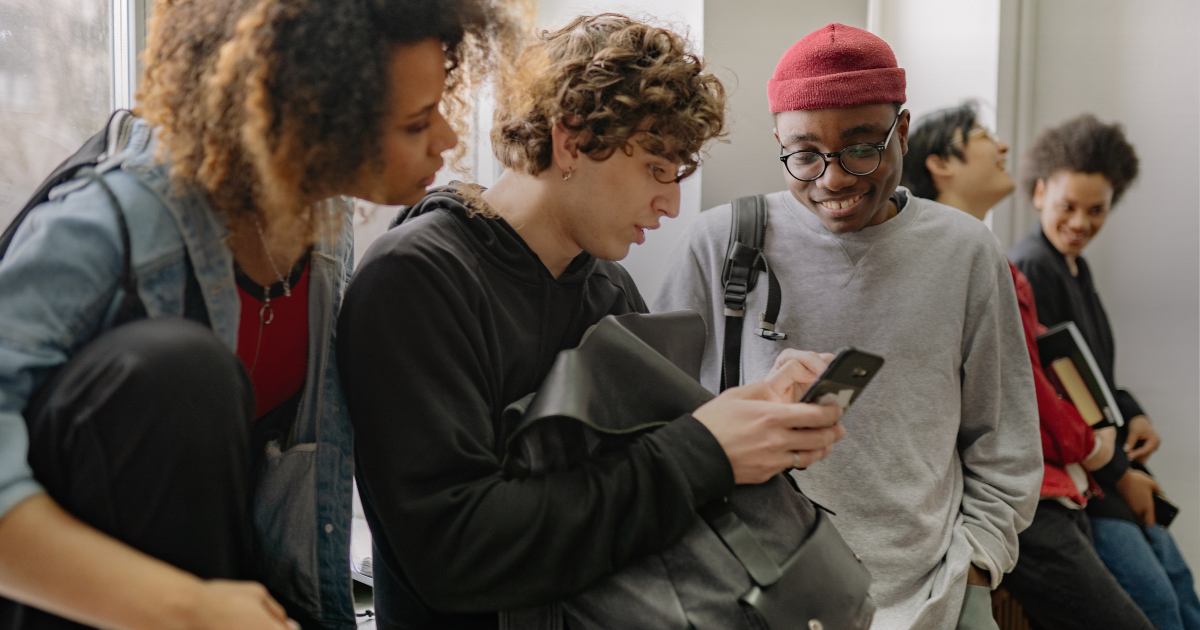 Montando a própria caixa de ferramentas para redação de vestibular: tabelas, checklists e repertórios
